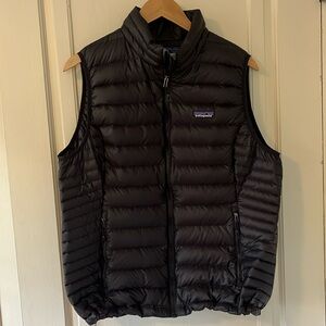 Patagonia Down Vest XL NWOT